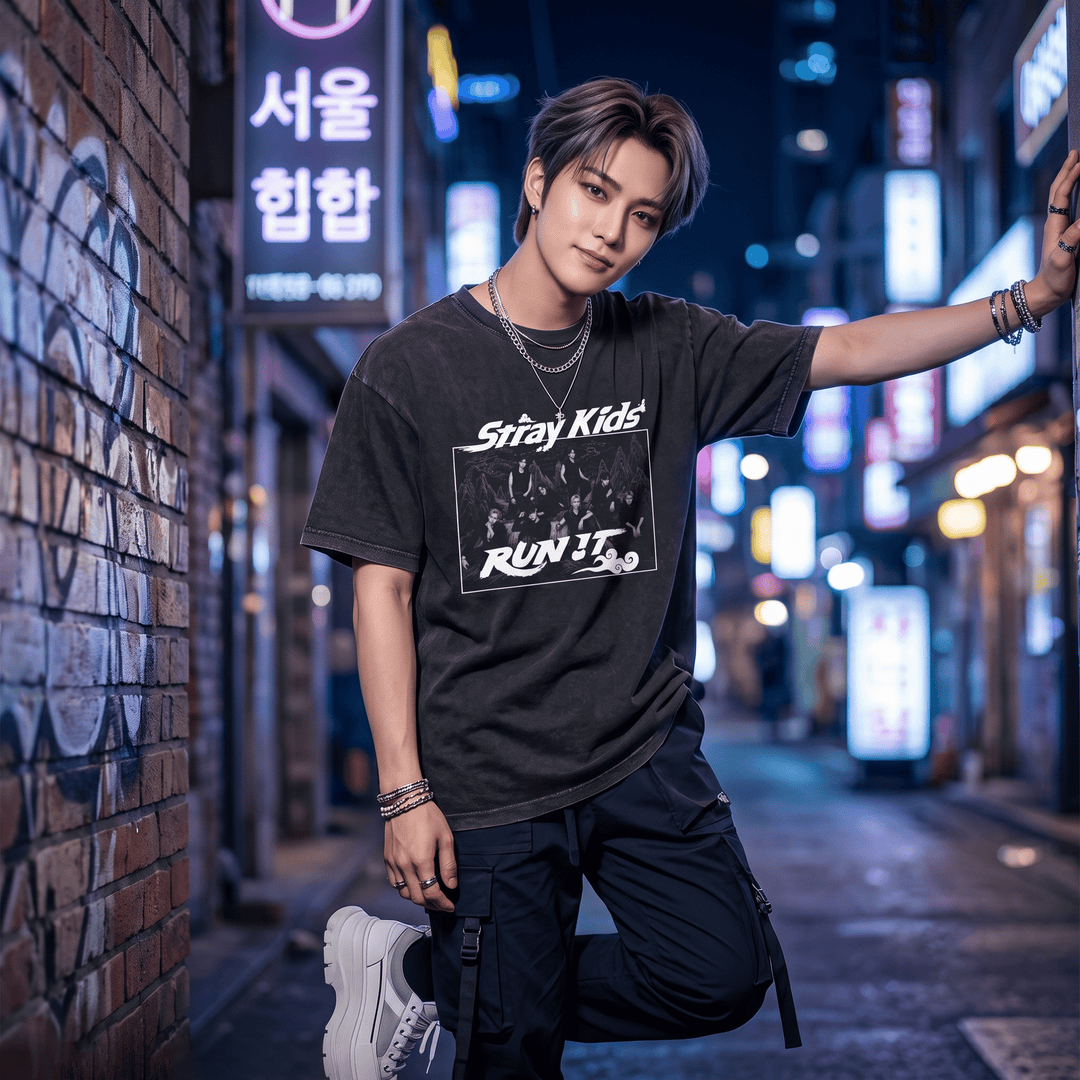 Stray Kids - "RUN IT" Streetwear T-Shirt - SeoulMate