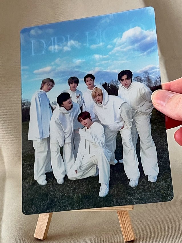 Enhypen - DARK BLOOD Official WeVerse Photocard Stand - Seoul-Mate